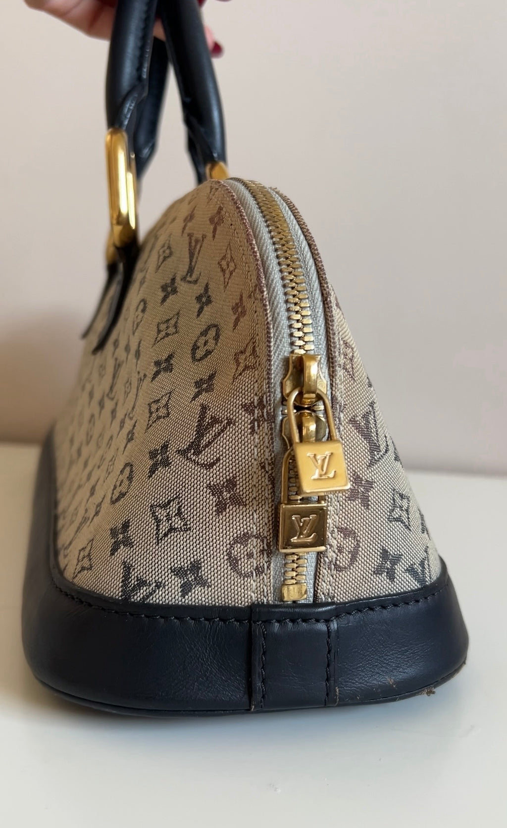 Louis Vuitton ALMA LIN 2002