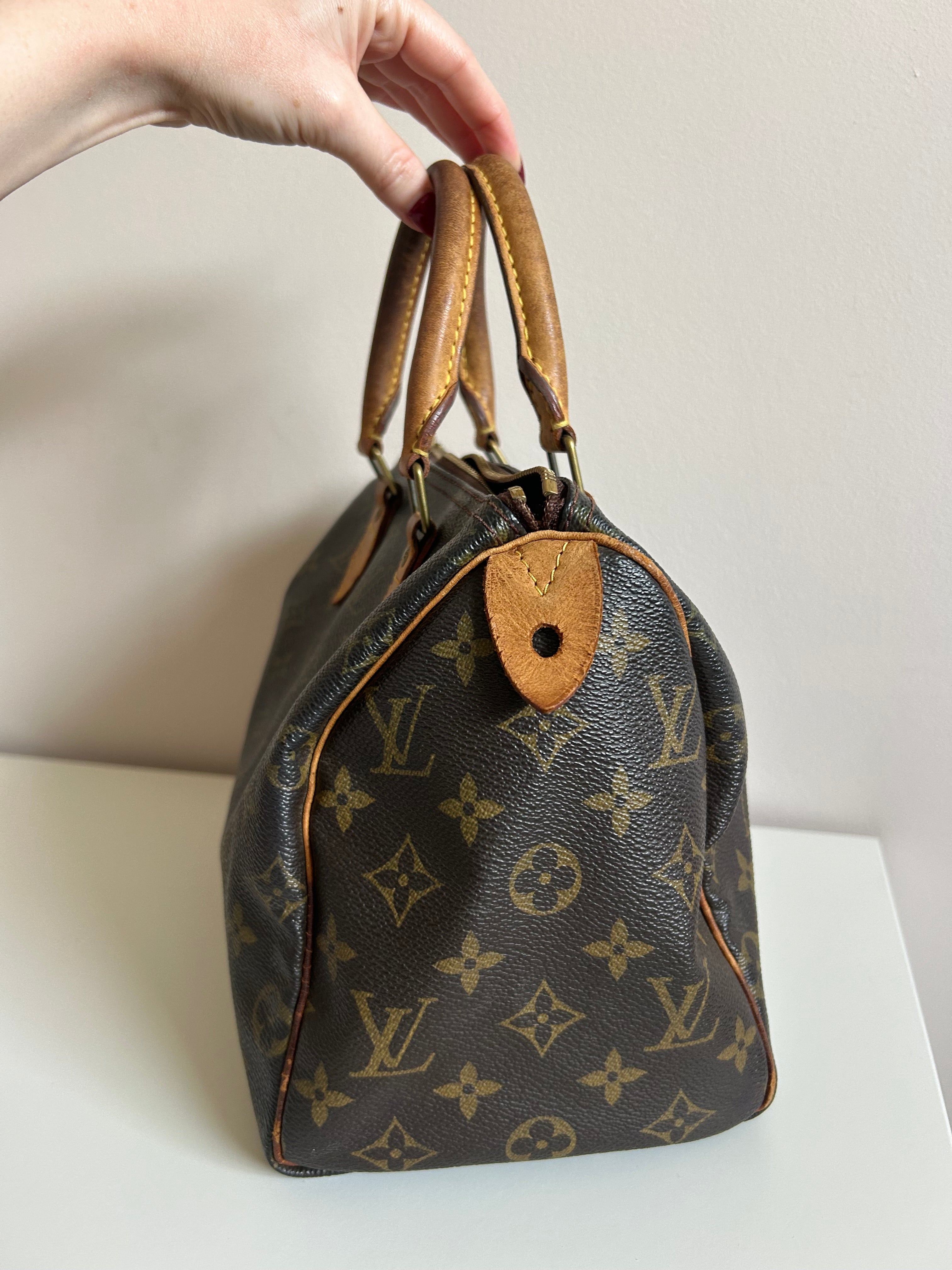 Louis Vuitton Speedy 25