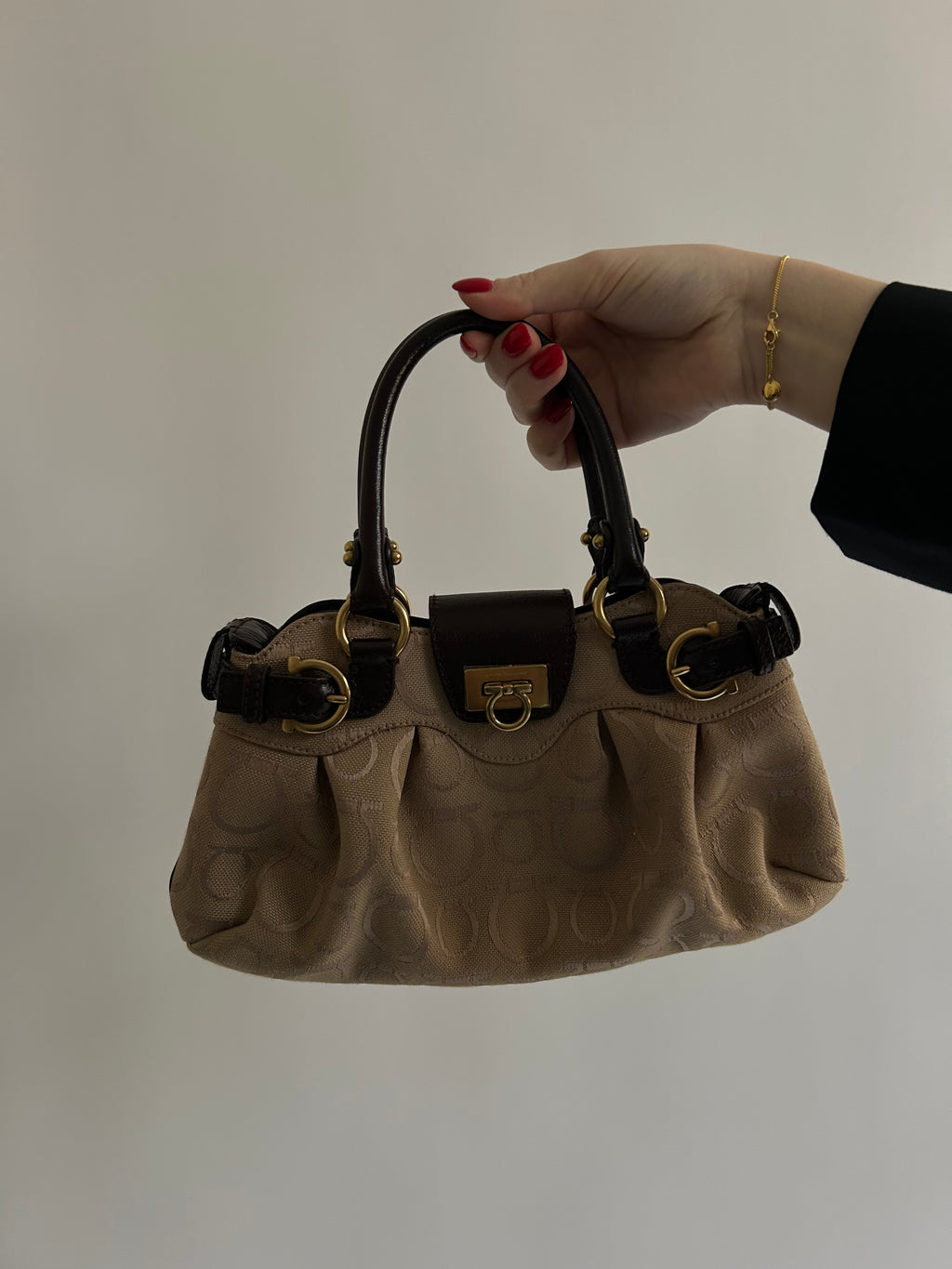 Ferragamo Gancini mini bag (sběratelský stav)