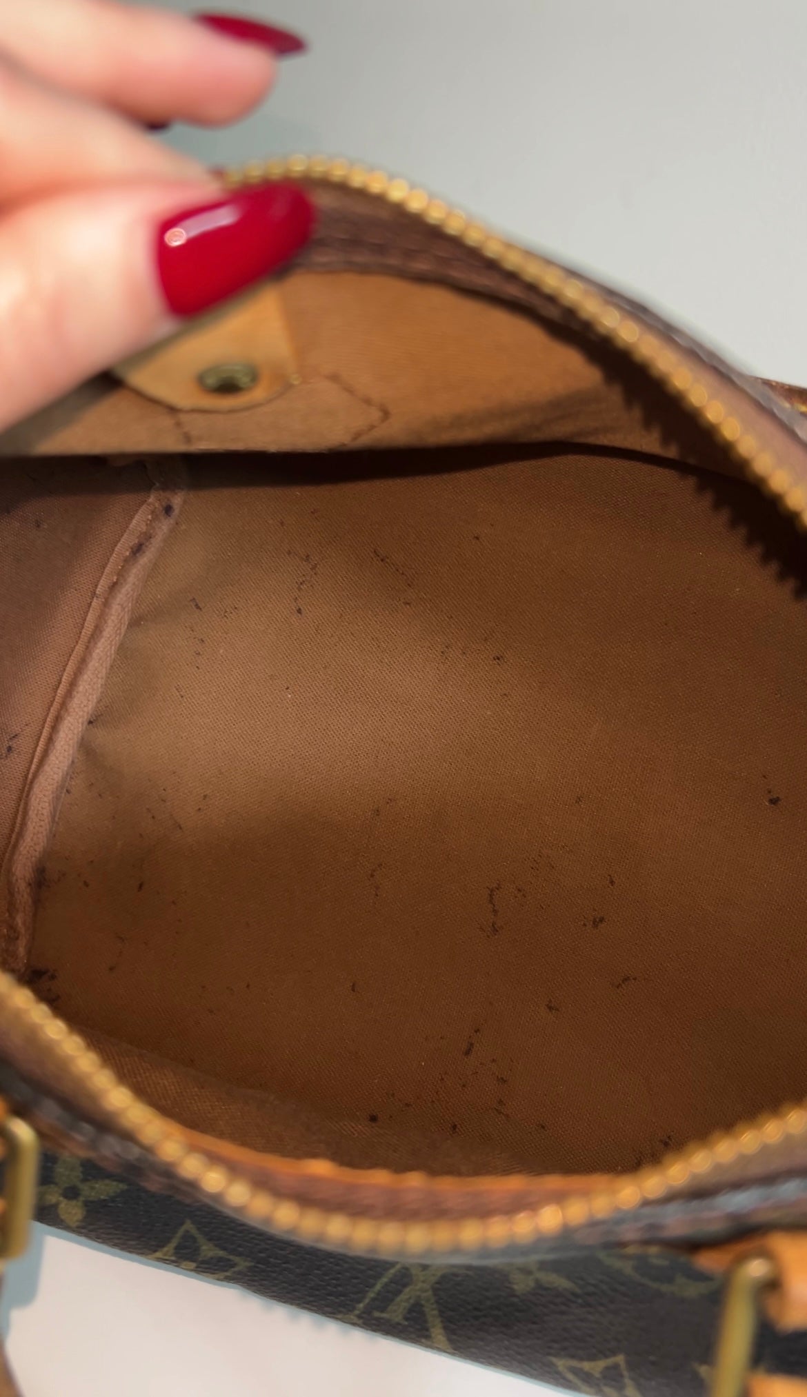 Louis Vuitton Speedy 25