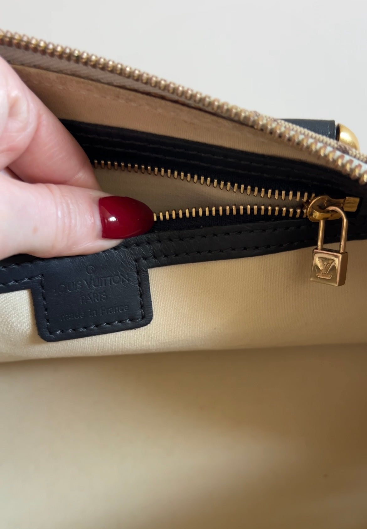 Louis Vuitton ALMA LIN 2002