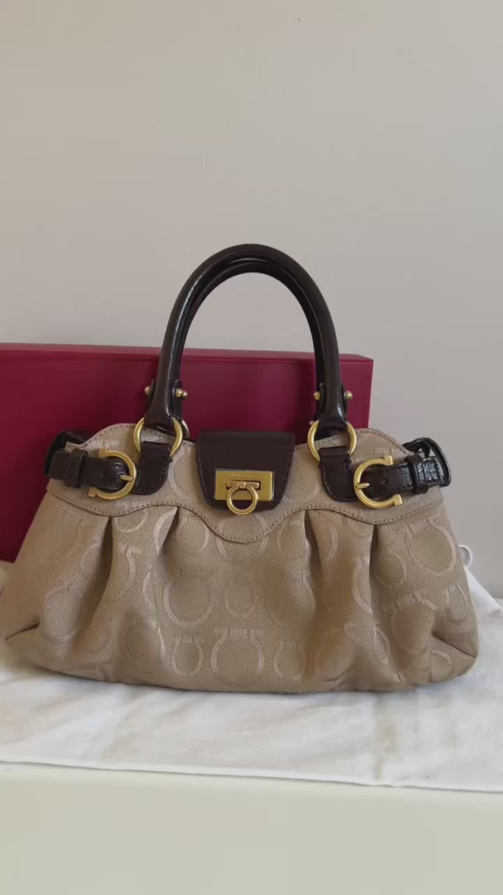 Ferragamo Gancini mini bag (sběratelský stav)